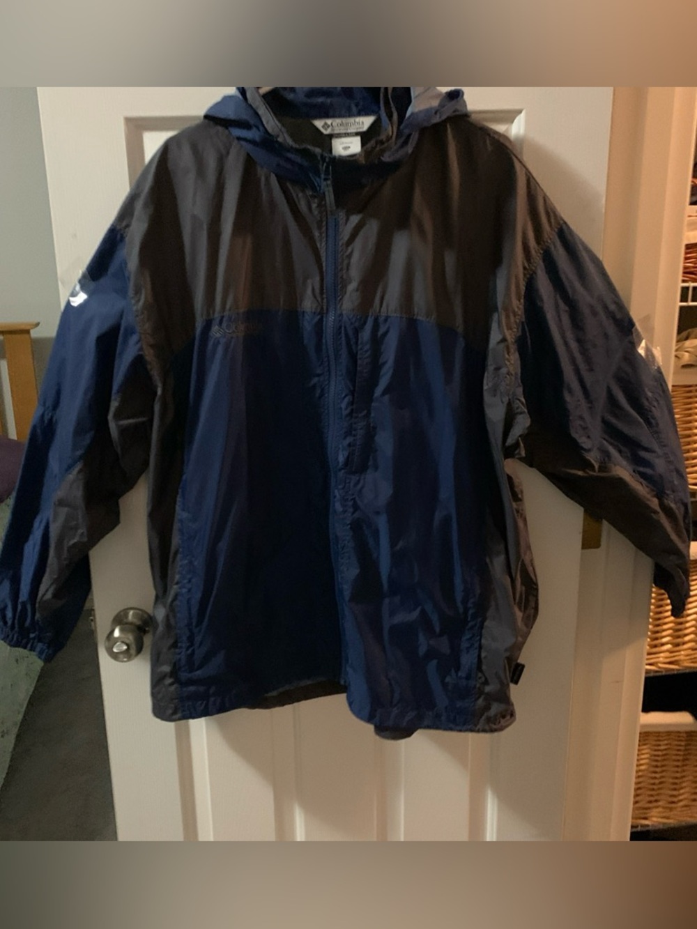 Columbia Men’s Xxl Hooded Windbreaker, Hood Zips Into Collar, Packable, Zip